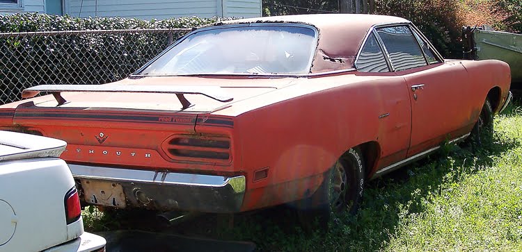 [Image: 1970%2BRoad%2BRunner%2Brear.jpg]