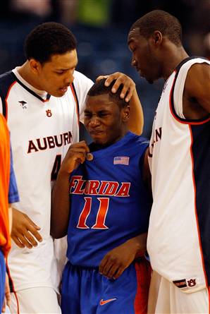 [gyi0056971305_widec.jpg]