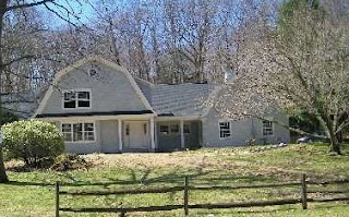 Real Estate Round Up: Easter 2009