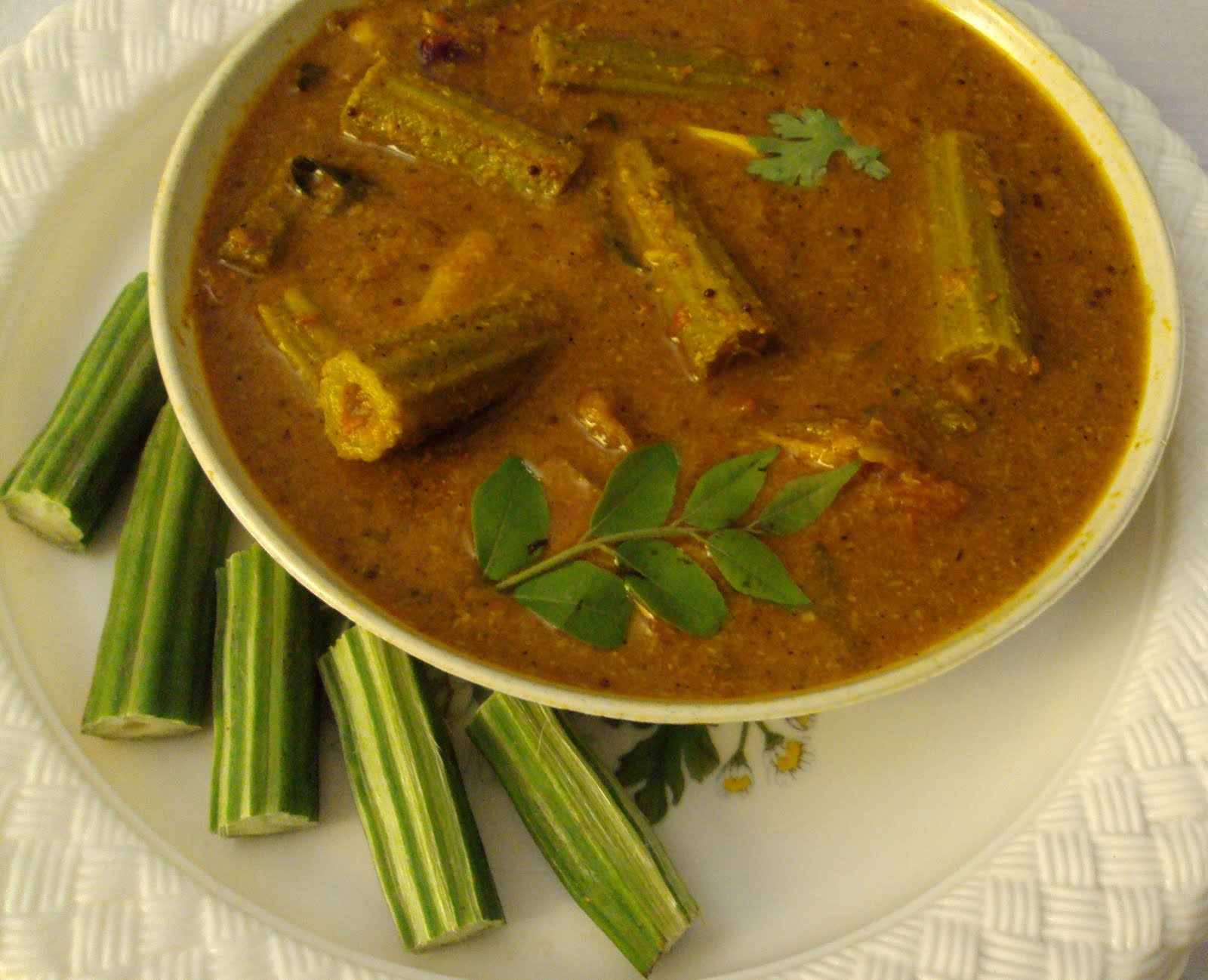 Spicy Drumstick Vathakuzhambu