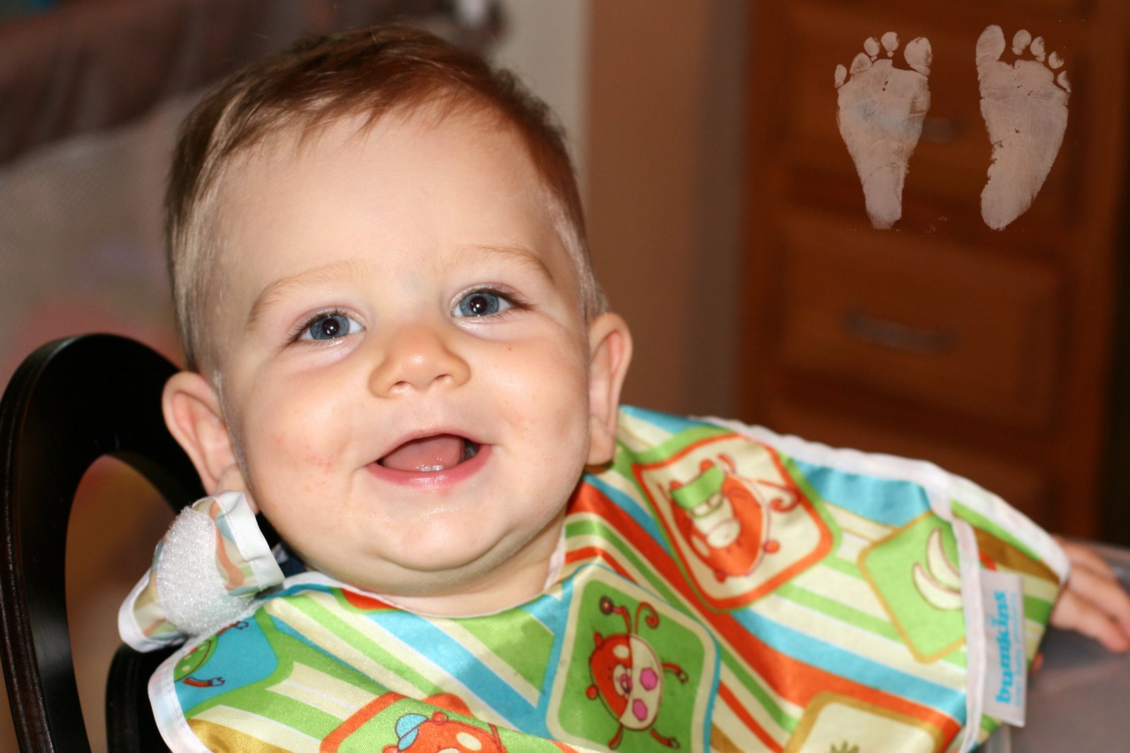 [Bo+in+highchair+Cookie+1+copyright.jpg]