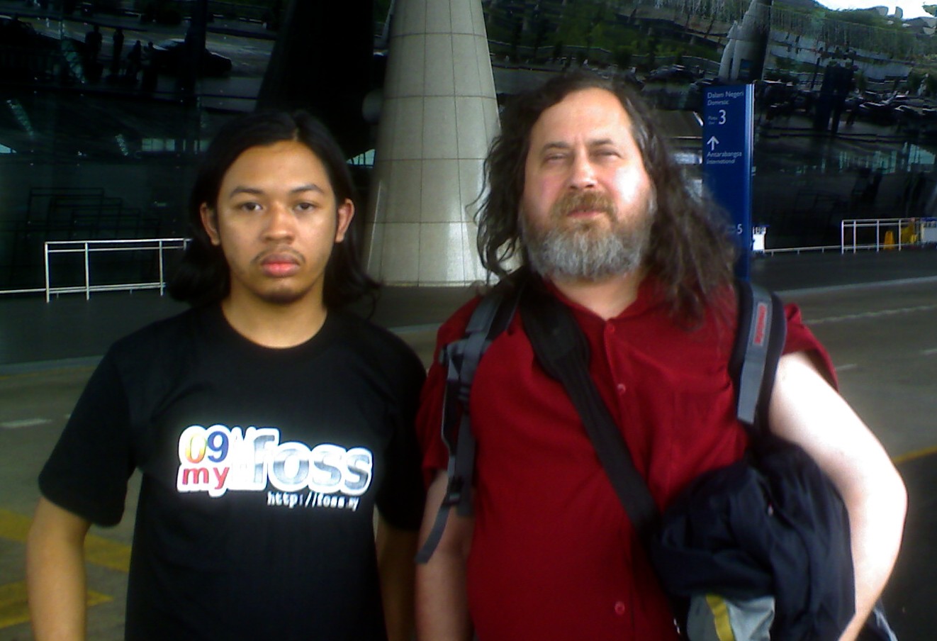 [me-n-rms-fossmy2009.JPG]