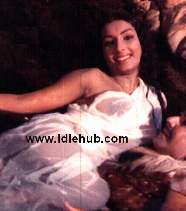 Jayamala - From the Tamil movie 'Jambu' directed by Karnan who loves wetting his heroines Jayamala - From the Tamil movie 'Jambu' directed by Karnan who loves wetting his heroines
