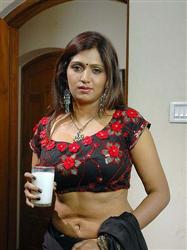Indian tv actress Bhuvaneshwari Navel