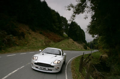 2006 Aston Martin V12 Vanquish S,car