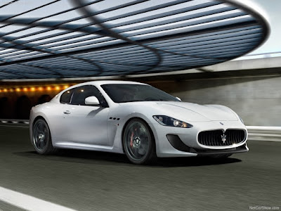 2012 Maserati GranTurismo MC Stradale Front