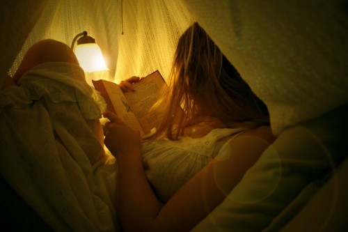 http://4.bp.blogspot.com/_0HJ191Gsfqw/SVAz73Fi5II/AAAAAAAAEwI/Y3ss8-bvmh4/s1600/book,lamp,light,photography,reading,romantic-5f4274871f1faccfbd1cc41ffa2a60b2_h.jpg http://4.bp.blogspot.com/_0HJ191Gsfqw/SVAz73Fi5II/AAAAAAAAEwI/Y3ss8-bvmh4/s1600/book,lamp,light,photography,reading,romantic-5f4274871f1faccfbd1cc41ffa2a60b2_h.jpg