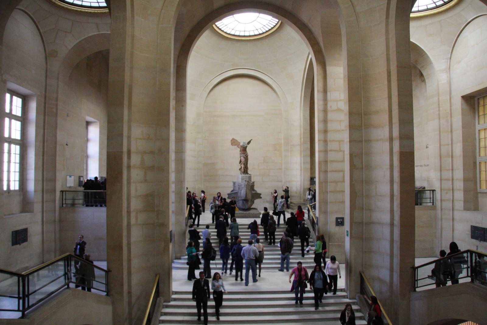 [paris_louvre,+winged+victory.jpg]
