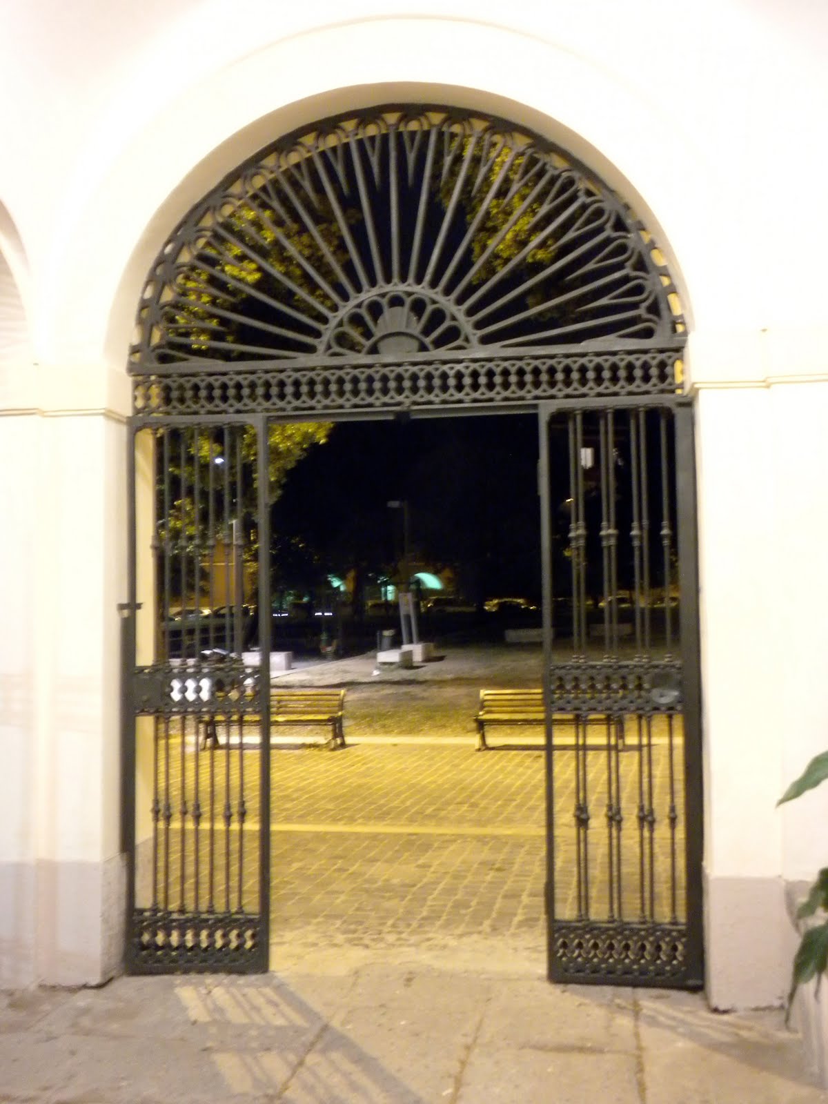 roman gate