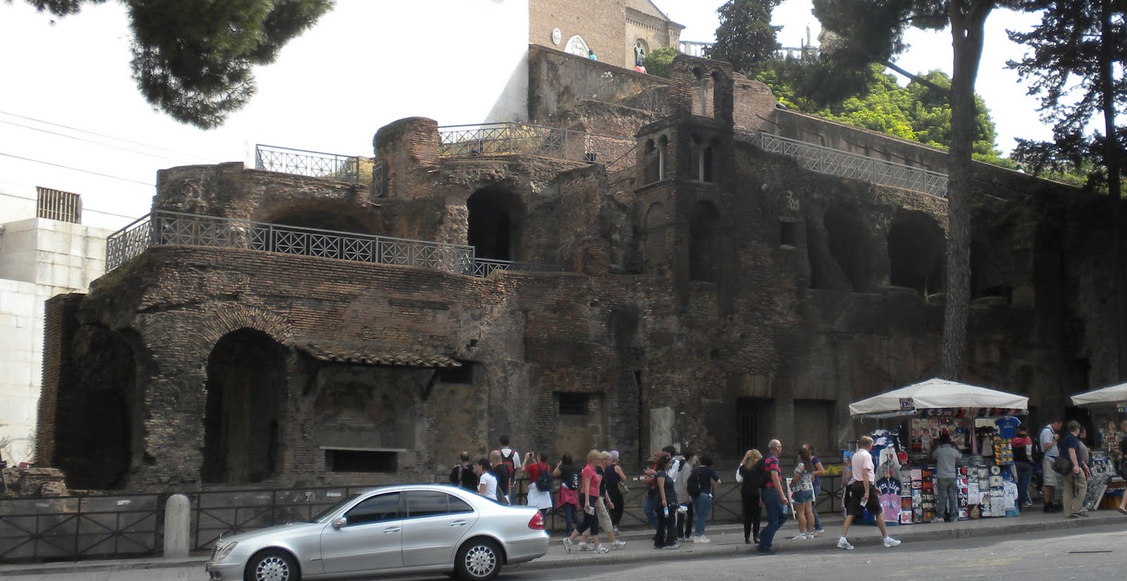 Roman Apartment Building