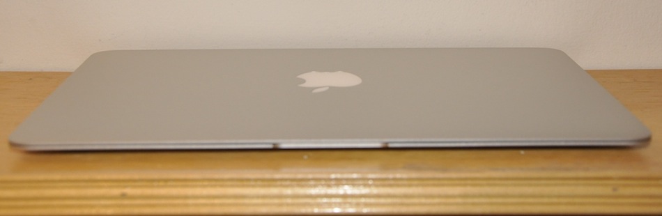 wallpapers for macbook air. wallpaper pemandangan air terjun. wallpapers for macbook air.