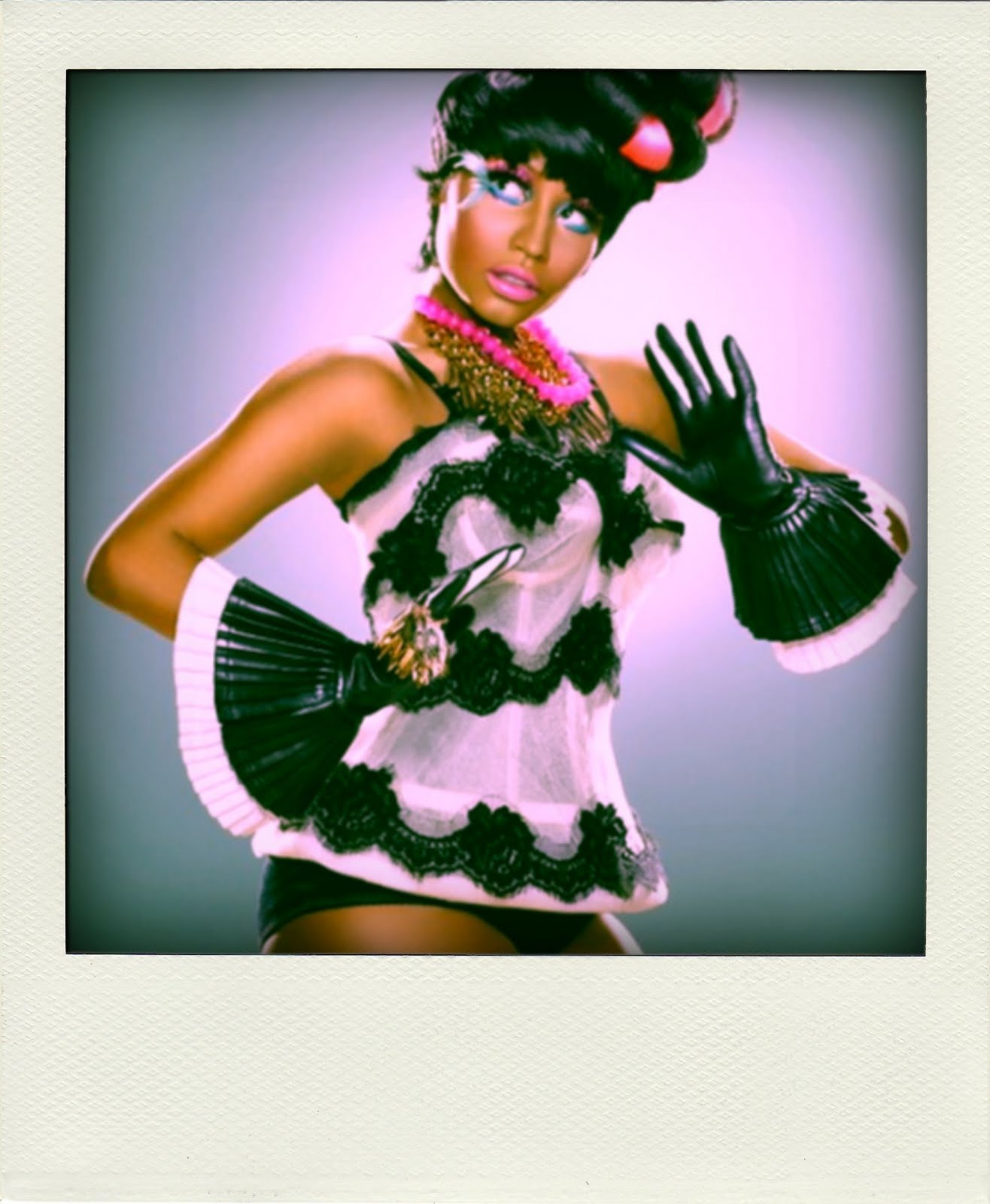 http://4.bp.blogspot.com/_0OABEPOmeKY/TJTELHoB6uI/AAAAAAAAASs/9yiM5dsYKGk/s1600/nicki+minaj-pola.jpg