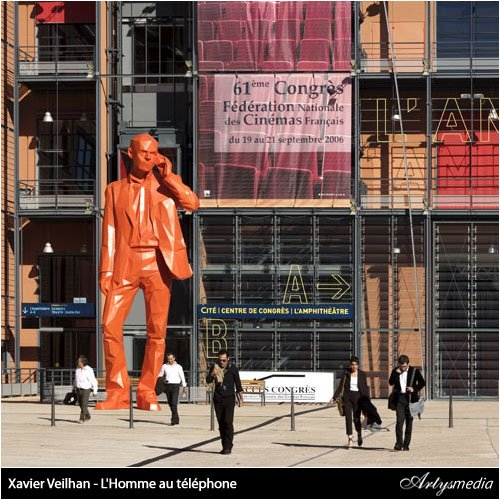 Xavier Veilhan - L'Homme au téléphone