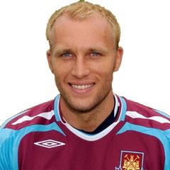 Dean Ashton