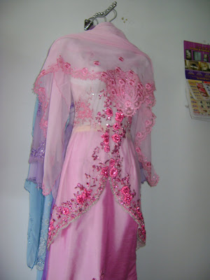 Gambar Baju Bertunang