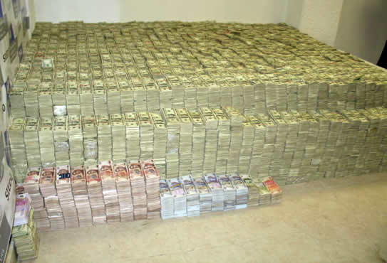 [billetes-decomiso6.jpg]