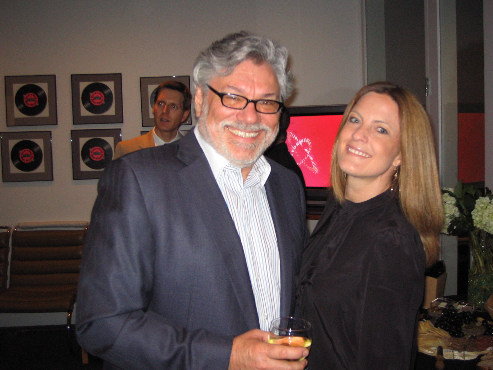 HOLLYWOOD SUE CAMERON: LESLEY ANN WARREN–ALWAYS OUR CINDERELLA