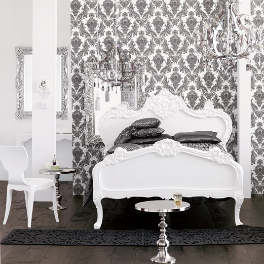 Okay, now find yourself a pile wallpaper room. Okay, now find yourself a pile