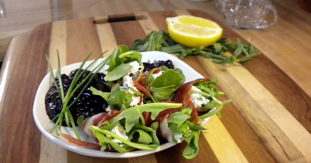 Cooking for Zo Prosciutto Arugula Wraps