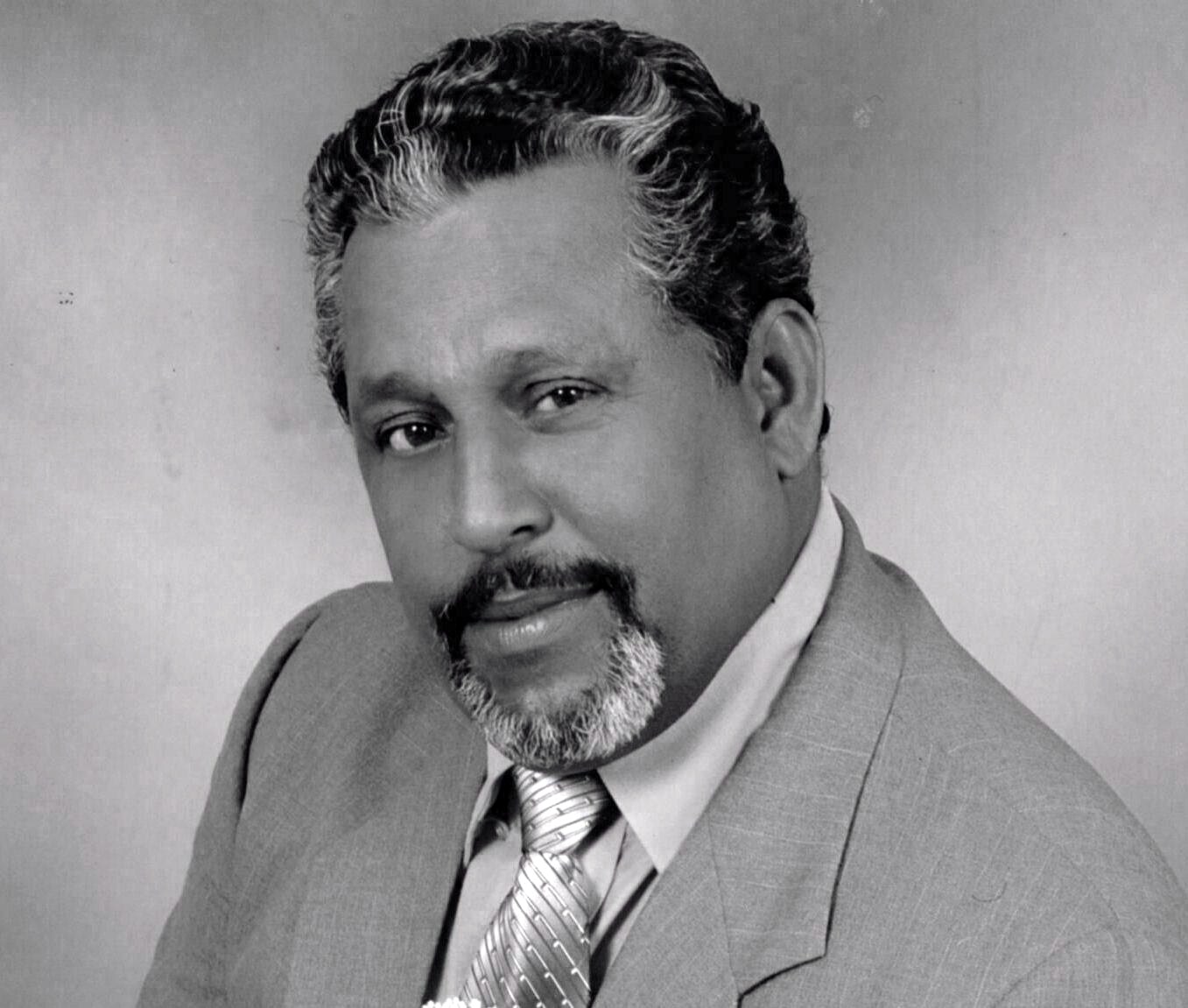 [RAMON+PERDOMO,+FOTO.jpg]