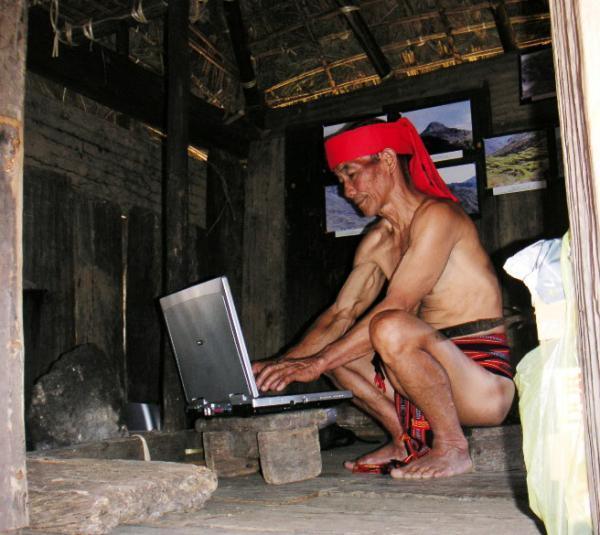 [hi-tech+allapo.jpg]