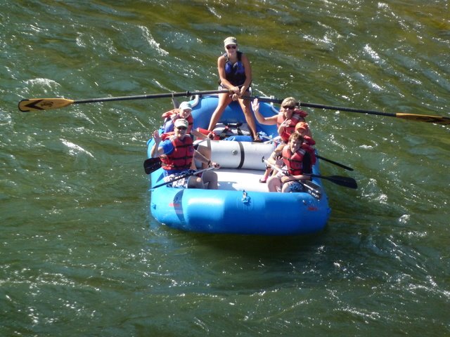 [river+rafting+oregon+July+25+2a.jpg]