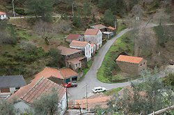 [Corterredor-12.jpg]