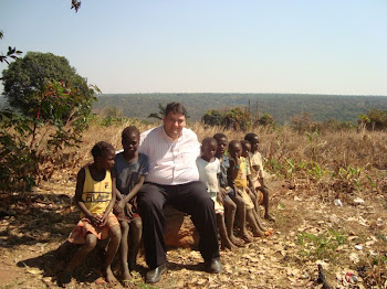 Pe. Luiz Claudio na África - Angola
