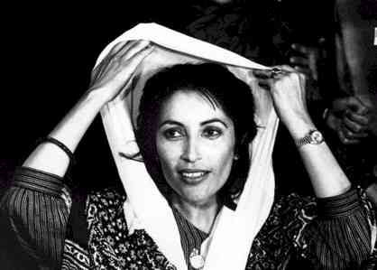 [BenazirBhutto.jpg]