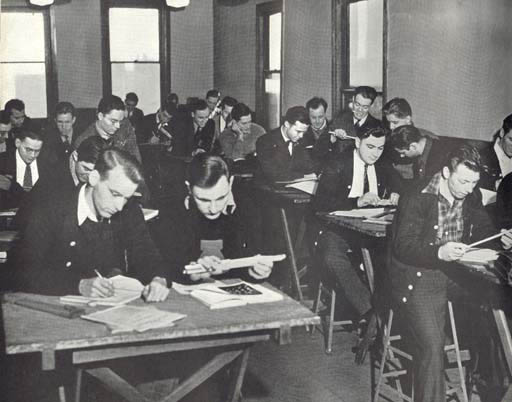 [engineering+class+using+slide+rules+1941.jpg]