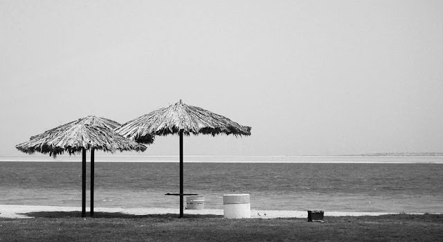 Nakheel beach. … deserted in the late morning. Temperature was hovering in the low 40 Cs.