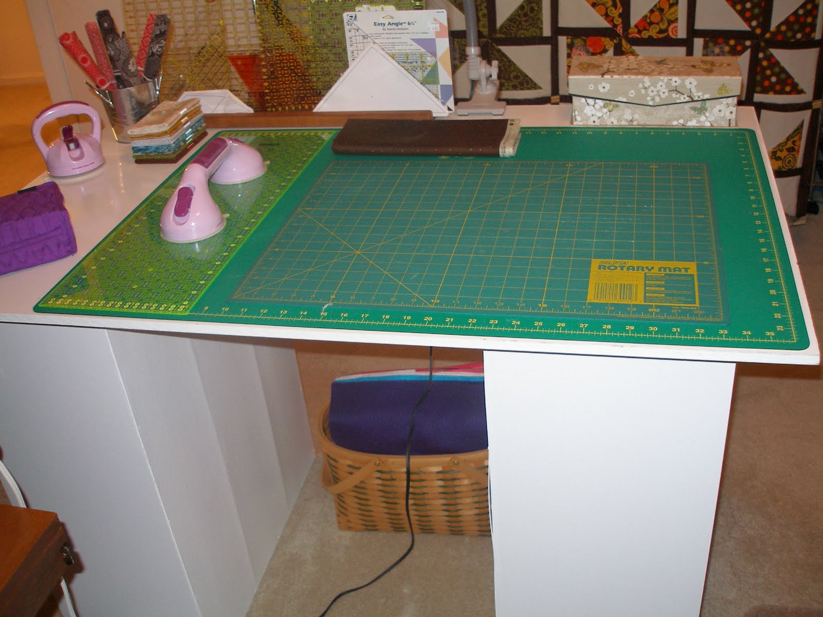 Quixotic Crafter Some Inexpensive Studio Furniture Ideas