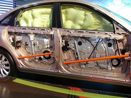 [hyundai-azera-side-impact-beam.JPG]
