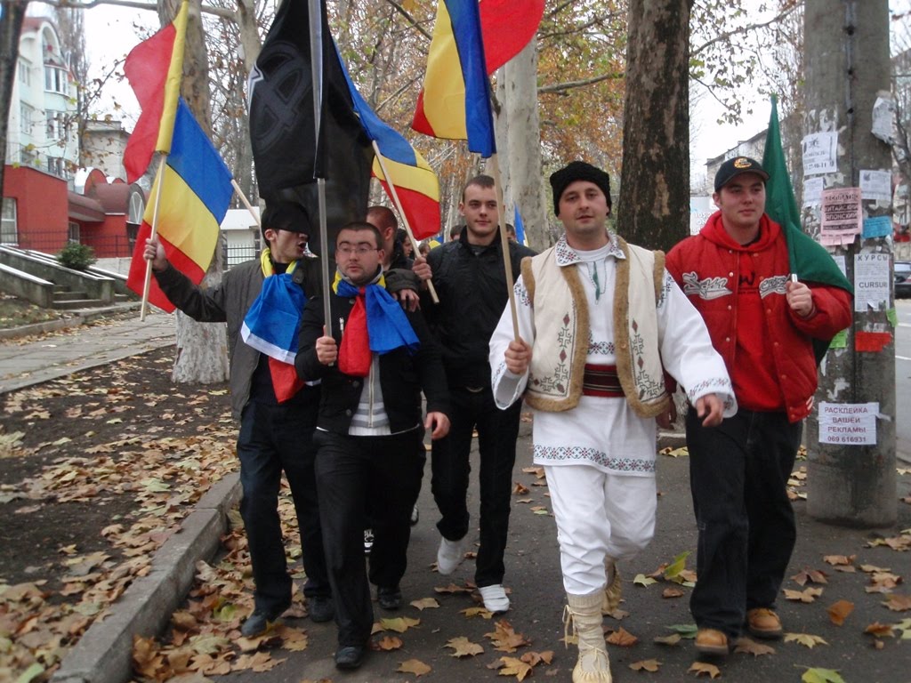 [PC010150.JPG]