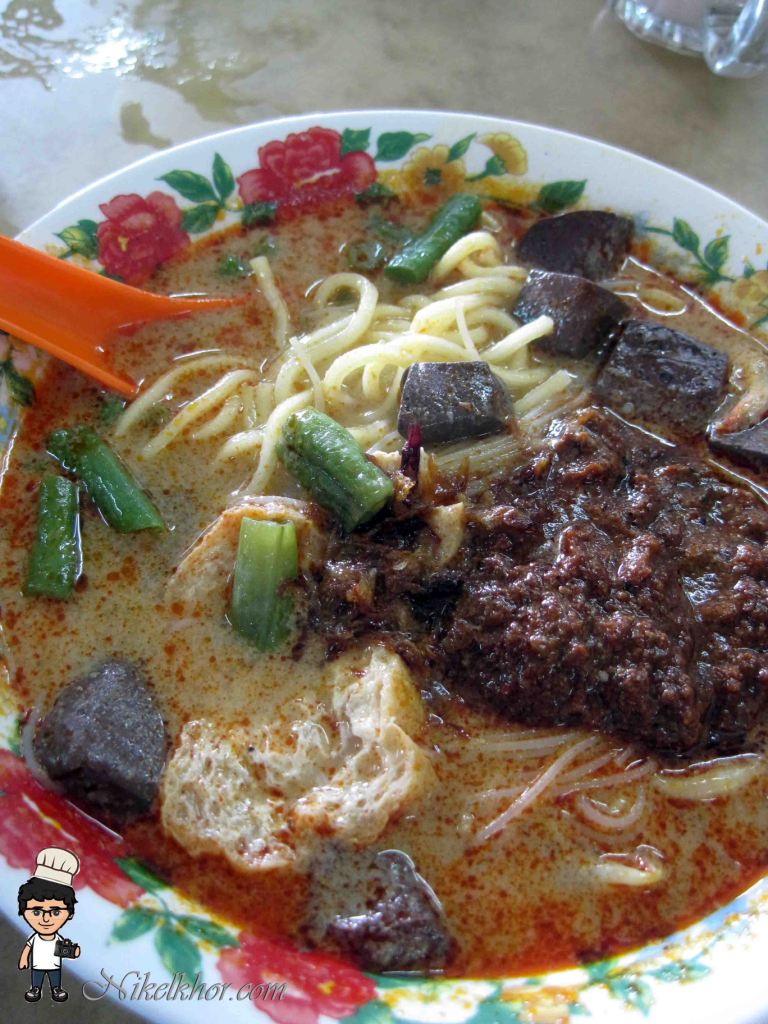 Kampung Aston Curry Mee Restoran Nature Garden , Bukit Mertajam