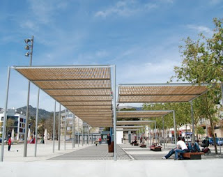 microarquitectura: La pérgola Habana viste la nueva Plaza de les Corts