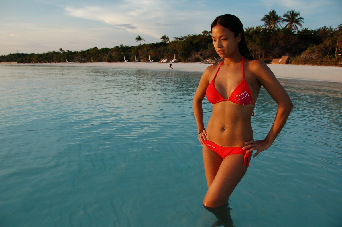 average age for teens to have sex pinay model busty boobs