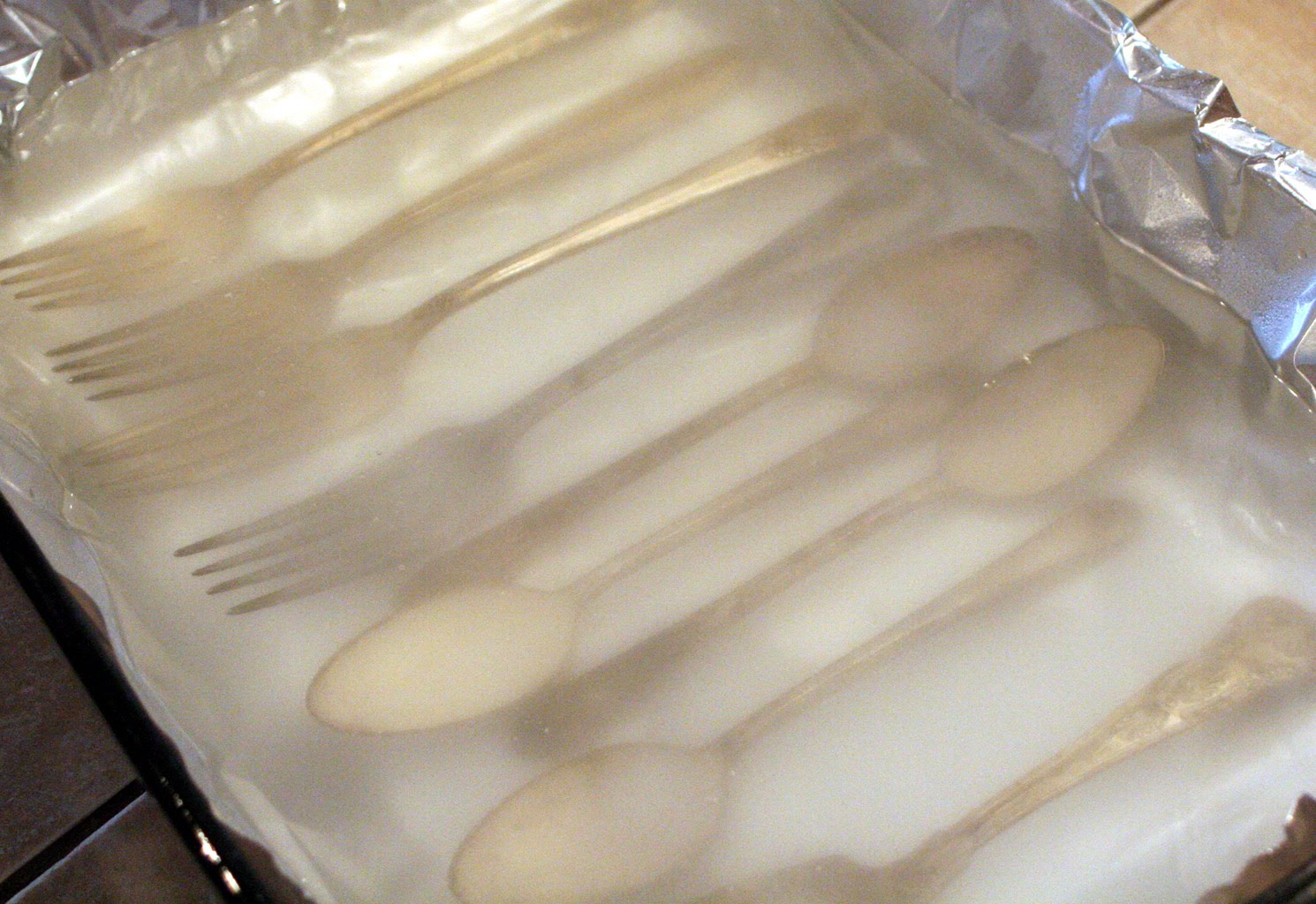 Dirt Cheap Decor! Homemade Silver Polish