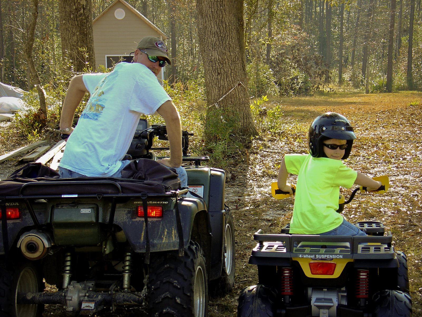 [2004-12-30+House+007+copy.jpg]