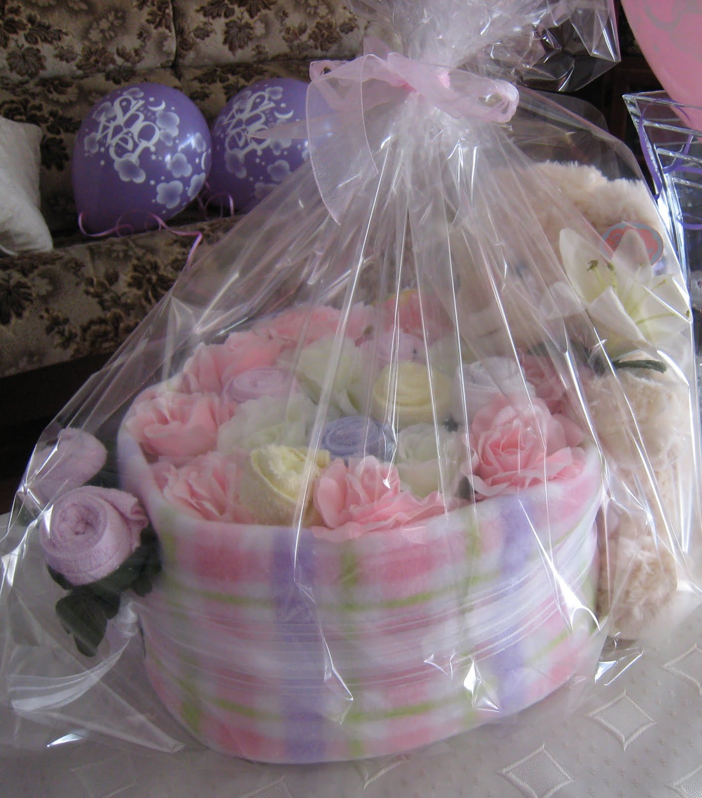 Unique Sweet Cake Unique Designs of Diaper Cakes and Towel Cakes