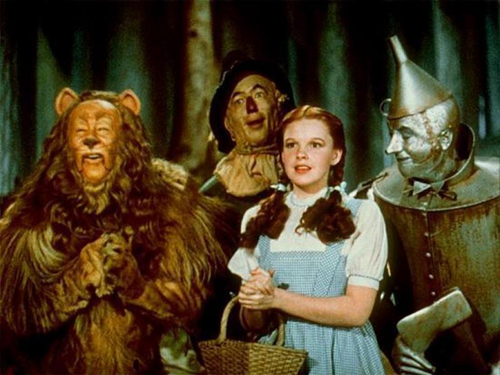 http://4.bp.blogspot.com/_16wmHfKq15o/TMYi60fuVUI/AAAAAAAAAqE/MtaJiEVoDWs/s1600/thewizardofoz.jpg