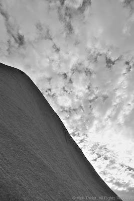 Photogénique: Uluru (Ayers Rock) in Black & White - Australia