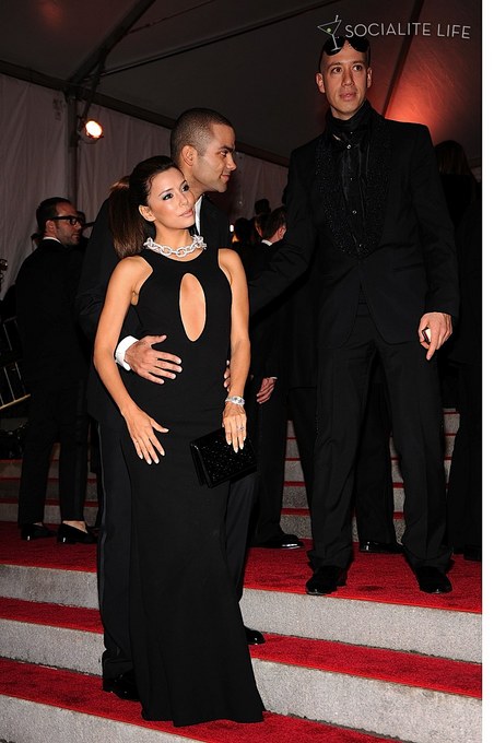 [gallery_main-evalongoria-tonyparker-costume-met-gala-photos-05052009-01.jpg]