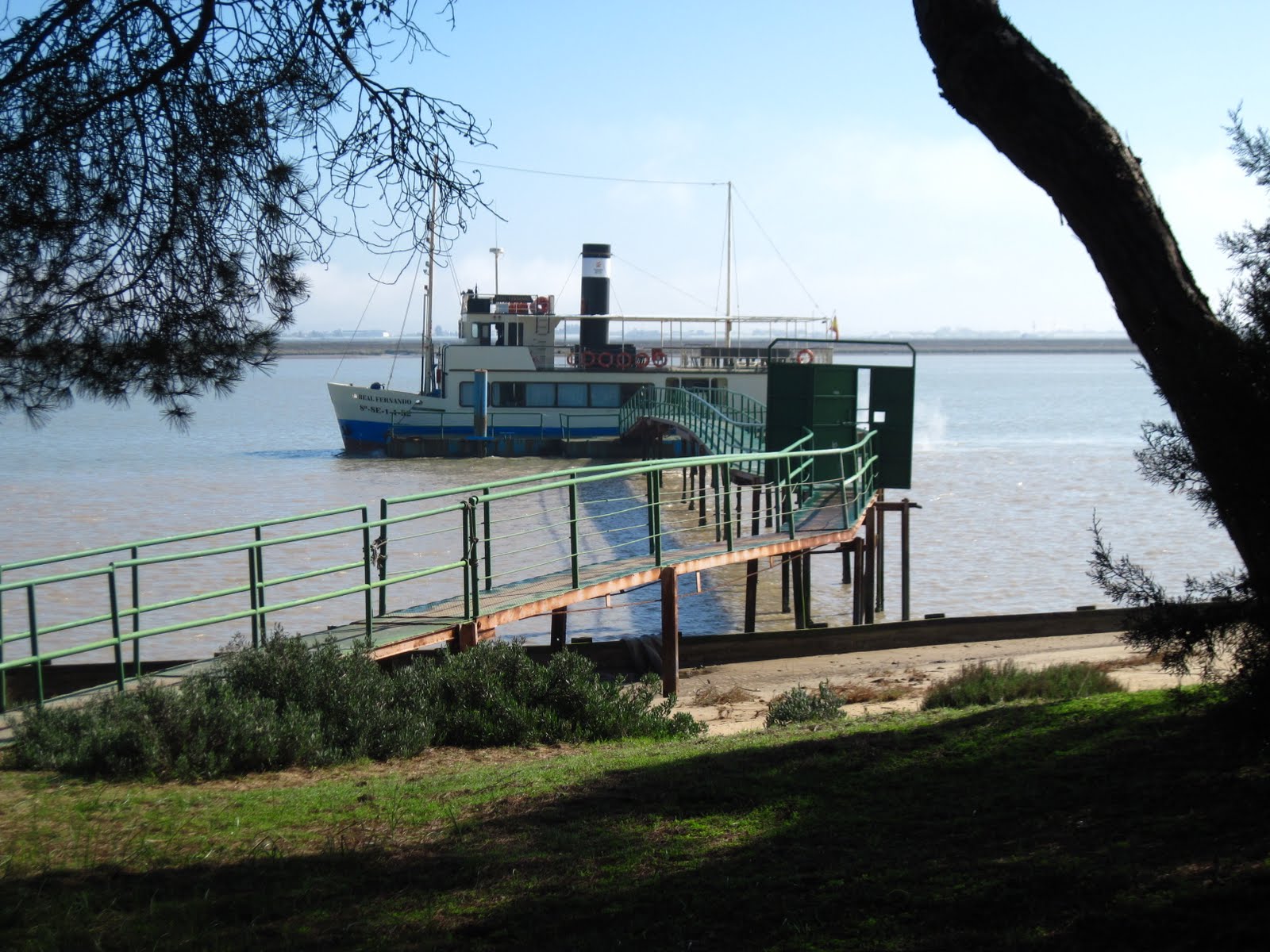 [0602+Sanlucar+Donana+boat+trip+010.JPG]