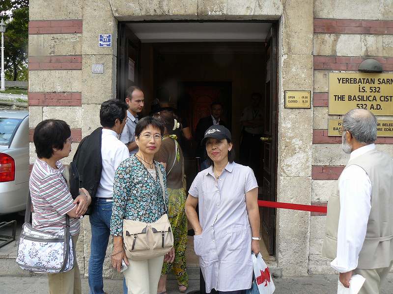 [地下宮殿口.jpg]