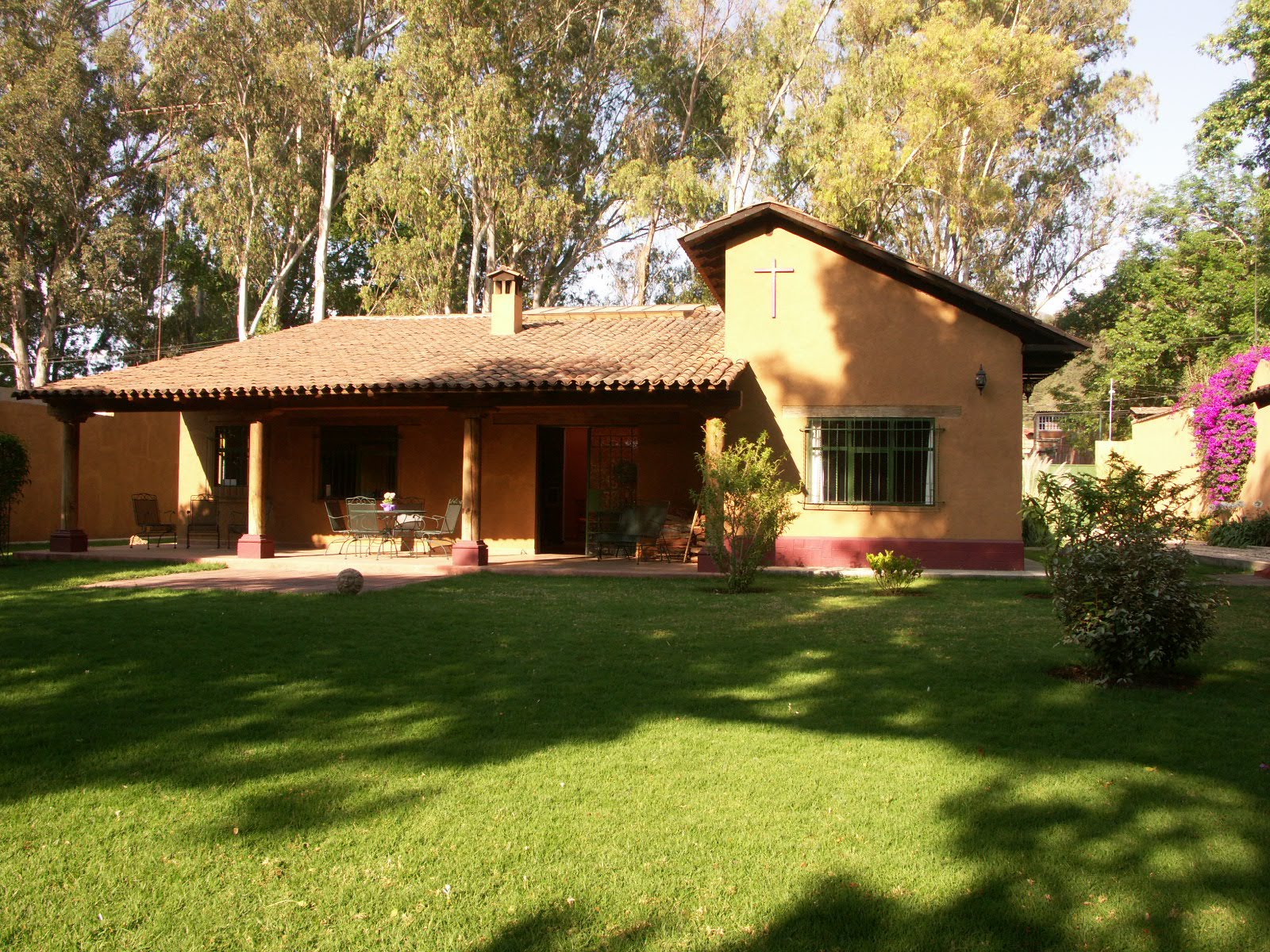 HOMES OF GLEN NOVINGER 19th HOME 333 AVENIDA LAZARO CARDENAS