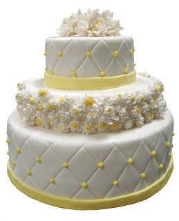 final wedding cake with sugar chrysanthemums