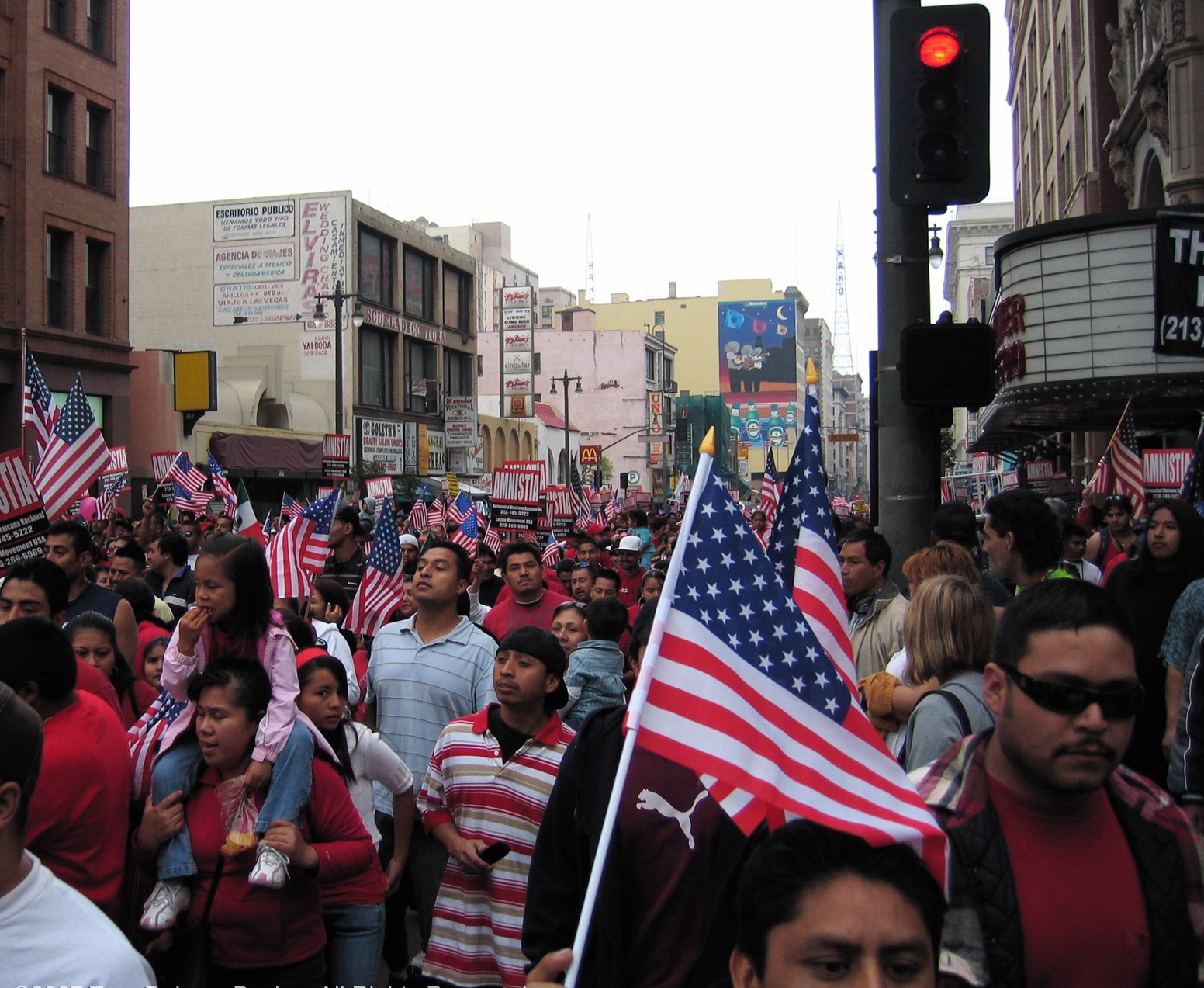 http://4.bp.blogspot.com/_1CM8MIpSPNo/S_7QyQNmtaI/AAAAAAAABng/9StXbZ1MGNY/s1600/proimmigration.jpg