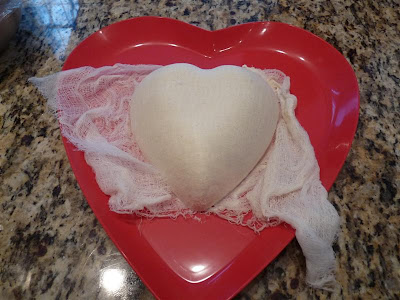 unmolding Coeur a la Creme ButterYum