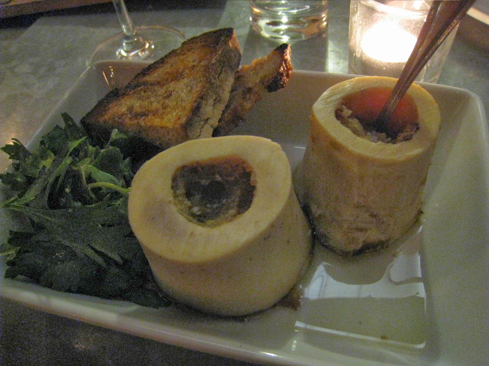 http://4.bp.blogspot.com/_1D2kQs7UYa8/TLtgjhxEZ8I/AAAAAAAACuI/9G4DzNuC_zA/s1600/Palate+dineLA+Roasted+Bone+Marrow.jpg